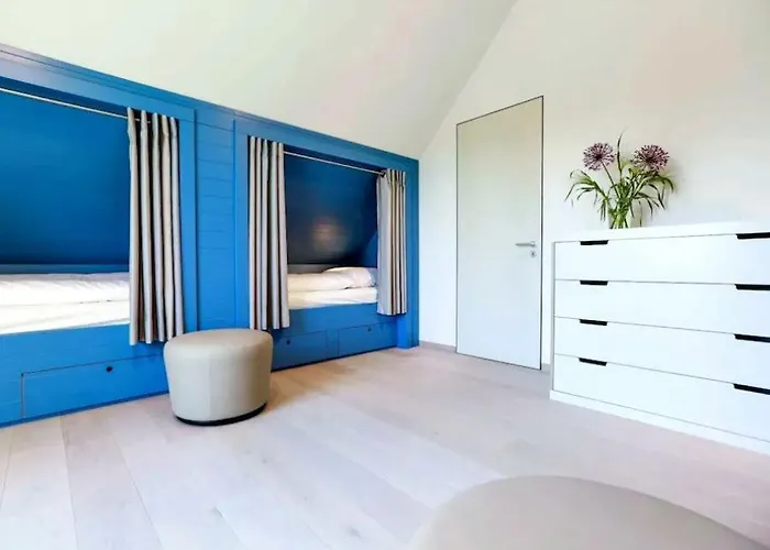 A Perfect Family Escape In *